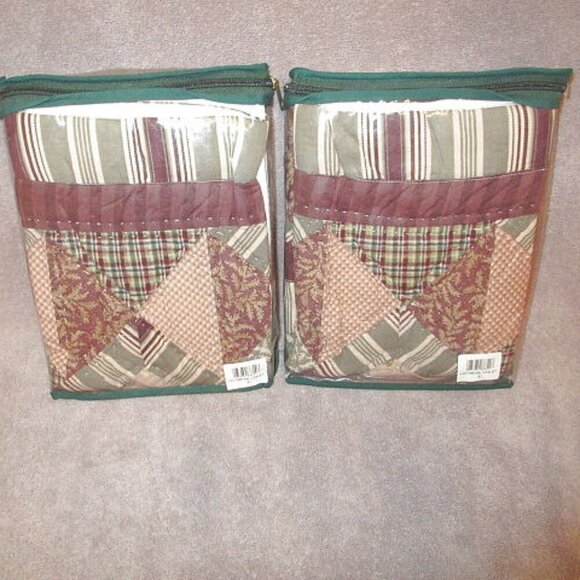 Waverly Victorian Violets Quilted Patchwork Pillow Shams Standard Set Of 2 NEW - Picture 9 of 10